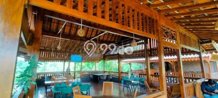 Komersial Dijual di Glagah Banyuwangi dengan LB 200m2 Komersial Dijual di Glagah Banyuwangi dengan LB 200m2