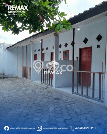 Dijual Segera Kost 8 Kamar, 8 Kamar Mandi di Banyuwangi, Banyuwangi, Luas 240m2 Dijual Segera Kost 8 Kamar, 8 Kamar Mandi di Banyuwangi, Banyuwangi, Luas 240m2