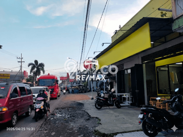 FOR SALE! Ruko di Genteng Banyuwangi, LT 100m2, LB 100m2 FOR SALE! Ruko di Genteng Banyuwangi, LT 100m2, LB 100m2