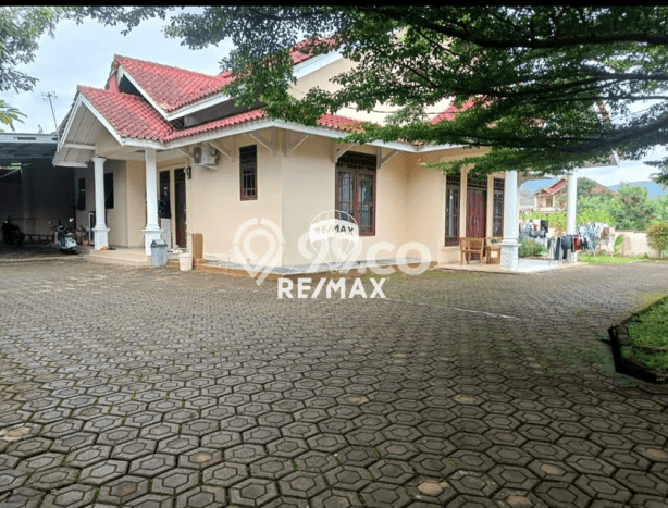 Siap Huni Hunian Elit 6 Kamar di Cugenang Dekat ke Mana Pun Siap Huni Hunian Elit 6 Kamar di Cugenang Dekat ke Mana Pun