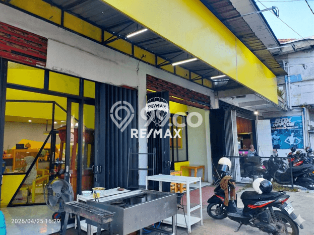 FOR SALE! Ruko di Genteng Banyuwangi, LT 100m2, LB 100m2 FOR SALE! Ruko di Genteng Banyuwangi, LT 100m2, LB 100m2