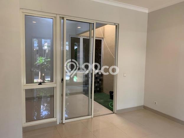 Rumah Mewah LB 130m2 Siap Pakai Desain Elegan di BSD The Green, Tangerang Rumah Mewah LB 130m2 Siap Pakai Desain Elegan di BSD The Green, Tangerang