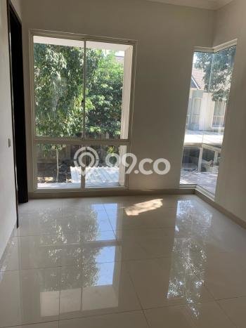 Rumah Mewah LB 130m2 Siap Pakai Desain Elegan di BSD The Green, Tangerang Rumah Mewah LB 130m2 Siap Pakai Desain Elegan di BSD The Green, Tangerang
