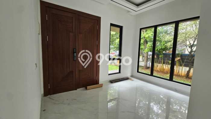 Rumah Luxury Modern Siap Huni di BSD Foresta Tangerang Rumah Luxury Modern Siap Huni di BSD Foresta Tangerang