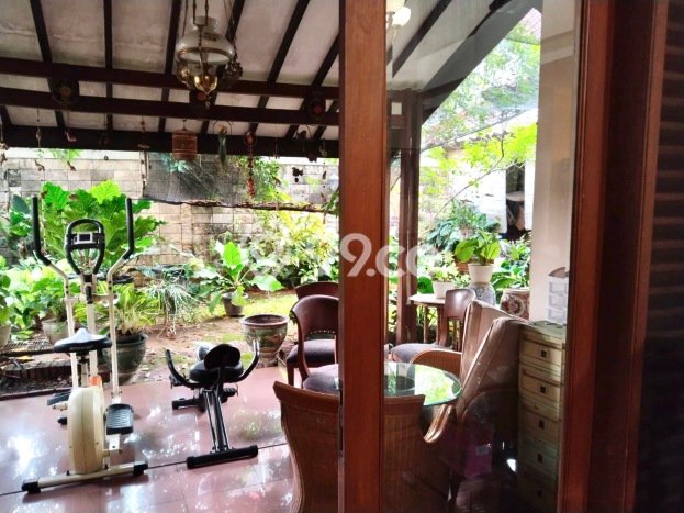 Hunian Eksklusif Siap Huni LT 1365m2 di Jagakarsa, Jakarta Selatan Hunian Eksklusif Siap Huni LT 1365m2 di Jagakarsa, Jakarta Selatan