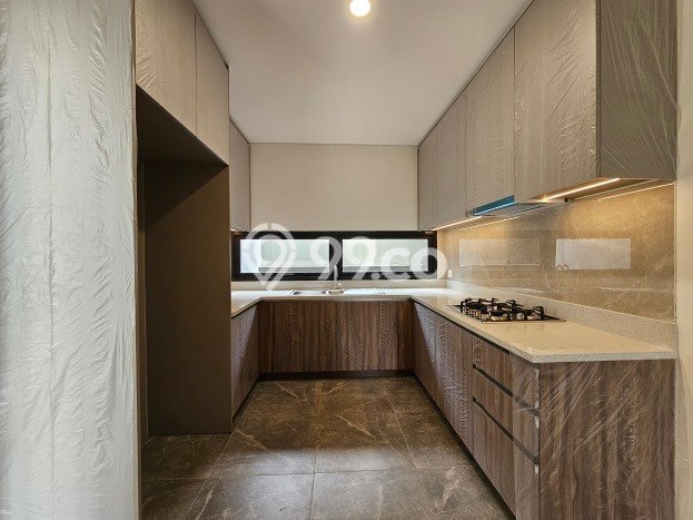 Hunian Minimalis Untuk Disewakan di BSD City Tangerang 5 KT & 5 KM Hunian Minimalis Untuk Disewakan di BSD City Tangerang 5 KT & 5 KM