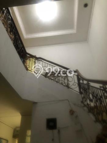 Rumah Elit Modern Siap Huni di Taman Surya Jakarta Barat Rumah Elit Modern Siap Huni di Taman Surya Jakarta Barat