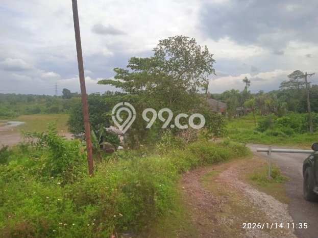 Lahan Dijual Lokasi Karawang Barat, Karawang dengan Luas Tanah 750000m2 dan Status - Lahan Dijual Lokasi Karawang Barat, Karawang dengan Luas Tanah 750000m2 dan Status -
