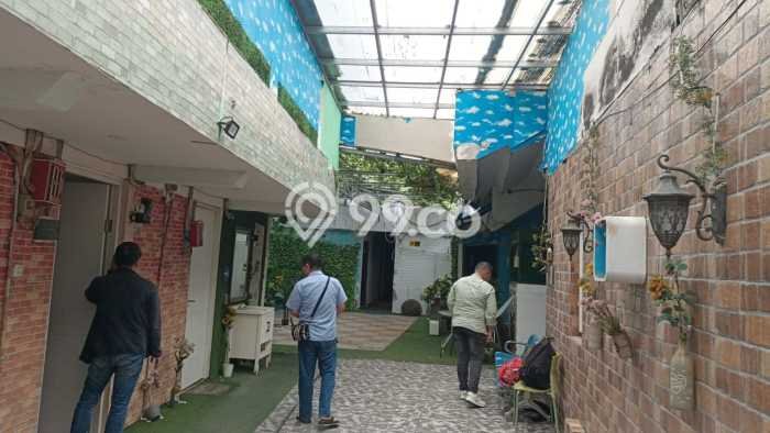 Kos-kosan Dijual di Senen, Jakarta Pusat, 100 KT, 20 KM, Bangunan 1220m2 Kos-kosan Dijual di Senen, Jakarta Pusat, 100 KT, 20 KM, Bangunan 1220m2
