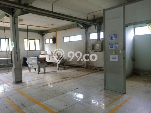 Unit Gudang Dijual di Gunung Putri Bogor Luas Bangunan 3200m2 Unit Gudang Dijual di Gunung Putri Bogor Luas Bangunan 3200m2
