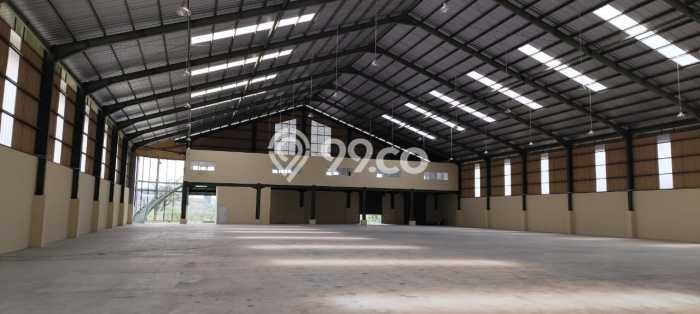 Gudang Area Premium Kawasan , Luas 3370m2m², Disewakan Gudang Area Premium Kawasan , Luas 3370m2m², Disewakan