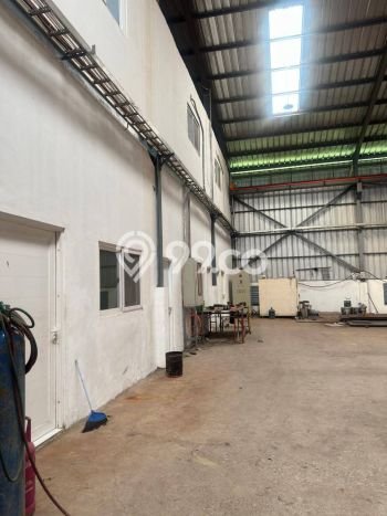 Gudang Bagus Dijual LB 1791m2 Lokasi Strategis Bekasi Area Cocok untuk Bisnis Gudang Bagus Dijual LB 1791m2 Lokasi Strategis Bekasi Area Cocok untuk Bisnis