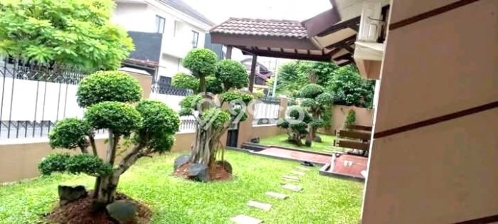 For Sale Rumah Mewah Exclusive di Duren Sawit, Jakarta Timur For Sale Rumah Mewah Exclusive di Duren Sawit, Jakarta Timur