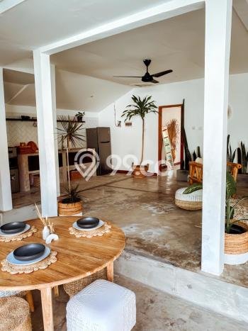 Vila Kawasan , Area 380m2m², Lokasi Premium Vila Kawasan , Area 380m2m², Lokasi Premium