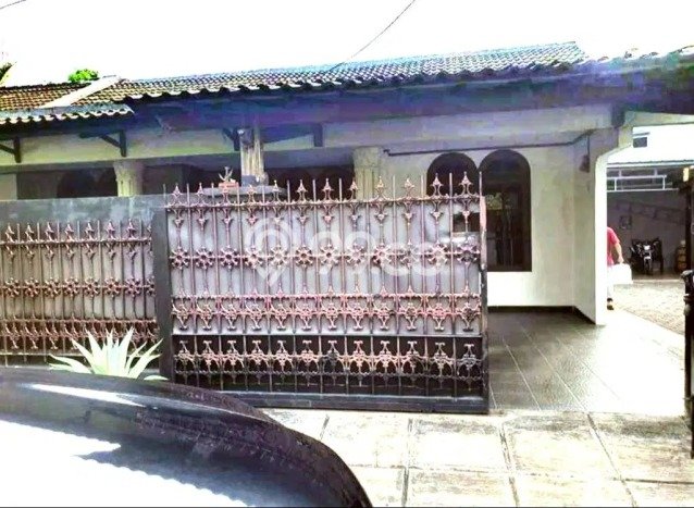 For Sale Rumah 4 Kamar Lokasi Ideal Bagus dan Strategis di Bekasi Selatan For Sale Rumah 4 Kamar Lokasi Ideal Bagus dan Strategis di Bekasi Selatan