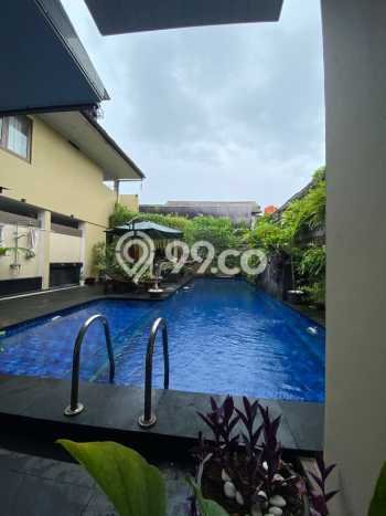 Hunian Elit LB 600m2 Siap Pakai Desain Elegan di Bintaro, Tangerang Selatan Hunian Elit LB 600m2 Siap Pakai Desain Elegan di Bintaro, Tangerang Selatan