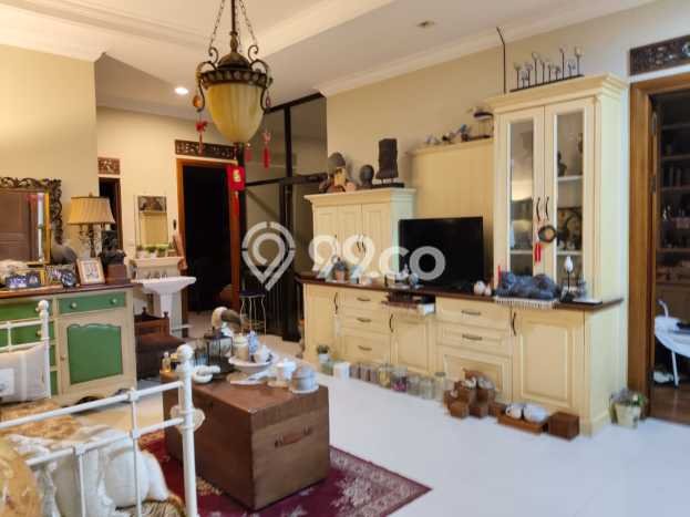 Siap Huni Hunian Elit 6 Kamar di Kemayoran Dekat ke Mana Pun Siap Huni Hunian Elit 6 Kamar di Kemayoran Dekat ke Mana Pun