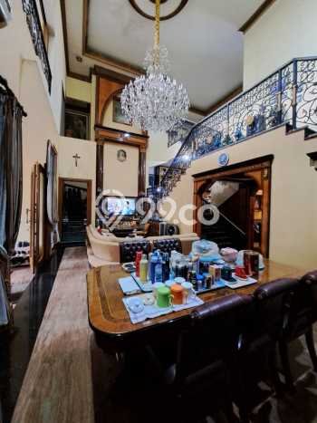 Rumah Eksklusif Dijual LT 461m2 di Pancoran, Jakarta Selatan Rumah Eksklusif Dijual LT 461m2 di Pancoran, Jakarta Selatan