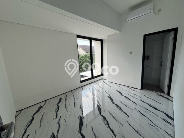 Hunian Elit LB 162m2 Siap Huni Desain Elegan di Bintaro, Tangerang Selatan Hunian Elit LB 162m2 Siap Huni Desain Elegan di Bintaro, Tangerang Selatan