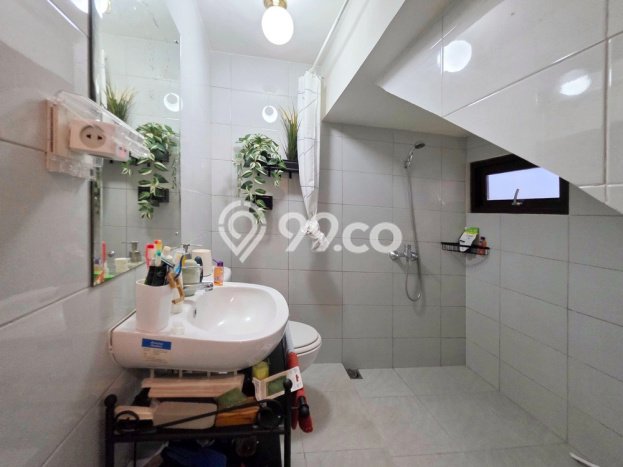 Hunian Cantik Modern Lb 82m2 di BSD, Tangerang Selatan Hunian Cantik Modern Lb 82m2 di BSD, Tangerang Selatan