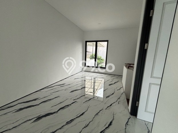 Hunian Elit LB 162m2 Siap Huni Desain Elegan di Bintaro, Tangerang Selatan Hunian Elit LB 162m2 Siap Huni Desain Elegan di Bintaro, Tangerang Selatan
