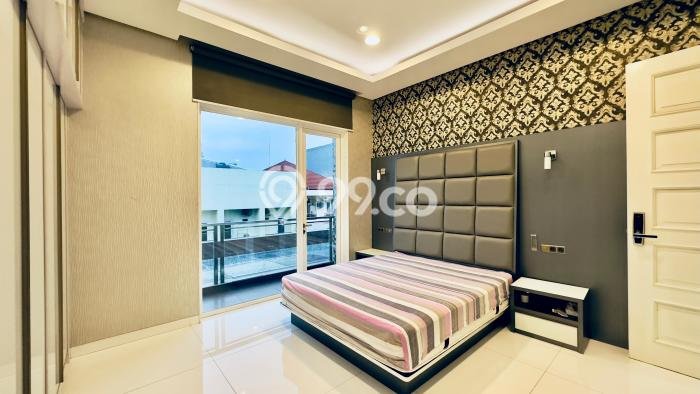 Rumah Elit Modern Tanpa Renovasi di Sunter Jakarta Utara Rumah Elit Modern Tanpa Renovasi di Sunter Jakarta Utara