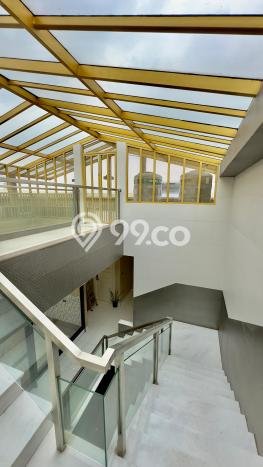 Rumah Elit Modern Tanpa Renovasi di Sunter Jakarta Utara Rumah Elit Modern Tanpa Renovasi di Sunter Jakarta Utara