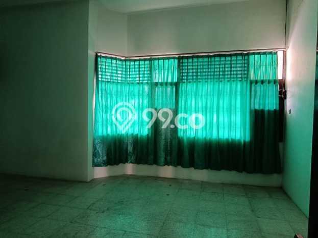 BEST LOCATION! Rumah di Semarang Utara, Dekat Stasiun, 4 KT, Luas 590m2m² Bangunan 500m2m² BEST LOCATION! Rumah di Semarang Utara, Dekat Stasiun, 4 KT, Luas 590m2m² Bangunan 500m2m²