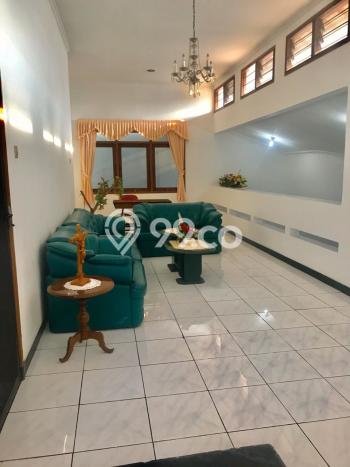 Siap Huni Rumah Mewah 3 Kamar di Semarang Tengah Dekat ke Mana Saja Siap Huni Rumah Mewah 3 Kamar di Semarang Tengah Dekat ke Mana Saja