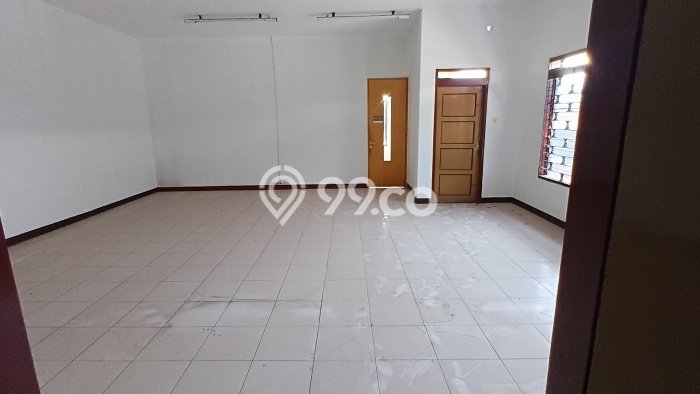 Ruko Disewa di Kendal dengan LB 480m2 Area Komersial Ramai Ruko Disewa di Kendal dengan LB 480m2 Area Komersial Ramai