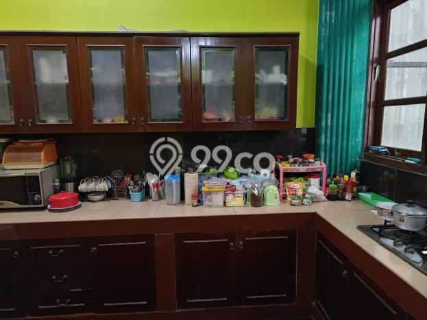 HOT LISTING! Rumah Nyaman area Tembalang, Luas 394m2m² LB 140m2m² HOT LISTING! Rumah Nyaman area Tembalang, Luas 394m2m² LB 140m2m²