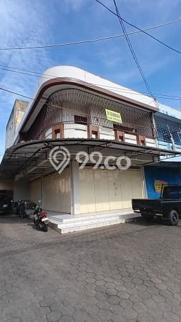 Ruko Disewa di Kendal dengan LB 480m2 Area Komersial Ramai Ruko Disewa di Kendal dengan LB 480m2 Area Komersial Ramai