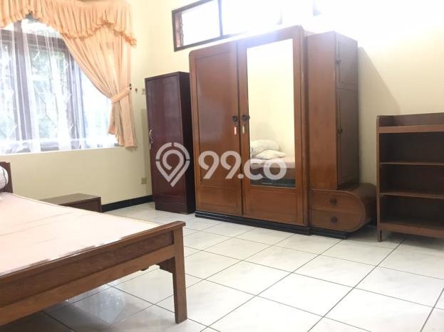 Siap Huni Rumah Mewah 3 Kamar di Semarang Tengah Dekat ke Mana Saja Siap Huni Rumah Mewah 3 Kamar di Semarang Tengah Dekat ke Mana Saja