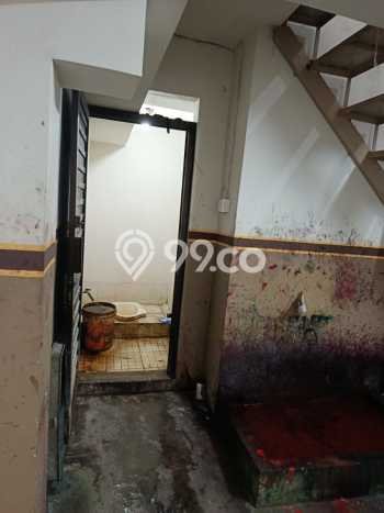 Area Ramai! Ruko Dijual di Semarang Timur untuk Bisnis Luas Bangunan 600m2 Area Ramai! Ruko Dijual di Semarang Timur untuk Bisnis Luas Bangunan 600m2