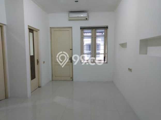 Rumah Minimalis 2 KT di Pakuwon CIty Surabaya Unfurnished Rumah Minimalis 2 KT di Pakuwon CIty Surabaya Unfurnished