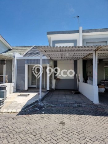 Rumah Strategis Modern Lb 54m2 di Sukolilo, Surabaya Rumah Strategis Modern Lb 54m2 di Sukolilo, Surabaya