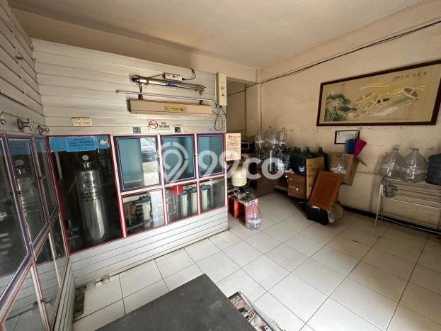 Ruko Bagus Dijual LB 225m2 Lokasi Strategis Surabaya Area Cocok untuk Berbisnis Ruko Bagus Dijual LB 225m2 Lokasi Strategis Surabaya Area Cocok untuk Berbisnis
