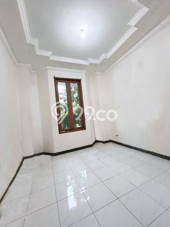 Jual Rumah Mewah Elegan Dengan View Eksklusif di Dharma Husada, Surabaya Jual Rumah Mewah Elegan Dengan View Eksklusif di Dharma Husada, Surabaya