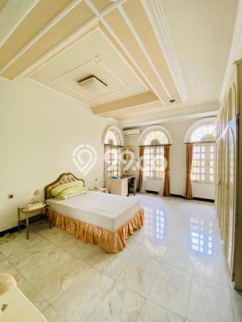 Ready to Use! Luxury House LT 680m2 Desain Modern di Galaxy Ready to Use! Luxury House LT 680m2 Desain Modern di Galaxy