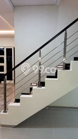 Rumah Modern 3 Kamar LT 91m2 di Pakuwon City Rumah Modern 3 Kamar LT 91m2 di Pakuwon City