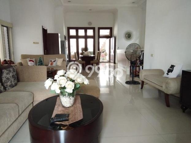 For Sale! Luxury House LT 300m2 Desain Modern di ngagel For Sale! Luxury House LT 300m2 Desain Modern di ngagel