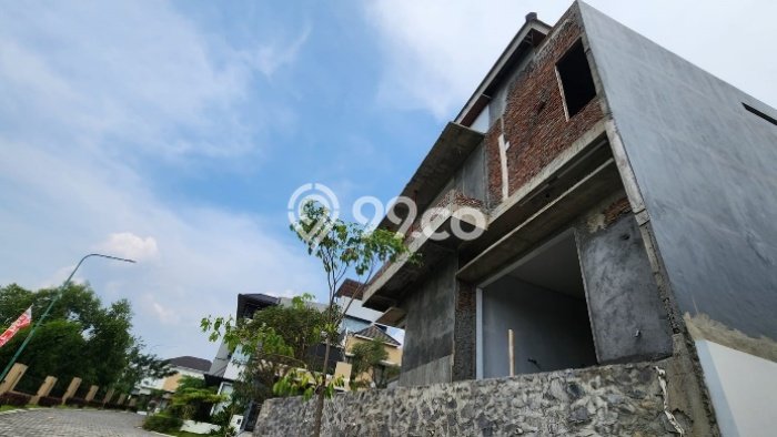 Siap Huni Rumah Mewah 4 Kamar di Tembalang Dekat ke Mana Pun Siap Huni Rumah Mewah 4 Kamar di Tembalang Dekat ke Mana Pun