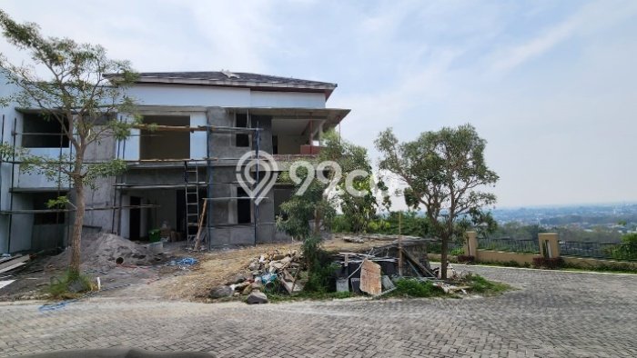 Siap Huni Rumah Mewah 4 Kamar di Tembalang Dekat ke Mana Pun Siap Huni Rumah Mewah 4 Kamar di Tembalang Dekat ke Mana Pun