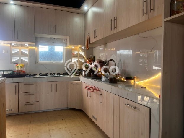HARGA MENARIK! Vila di , Ukuran 490m2m², Kawasan Tenang dan aman HARGA MENARIK! Vila di , Ukuran 490m2m², Kawasan Tenang dan aman