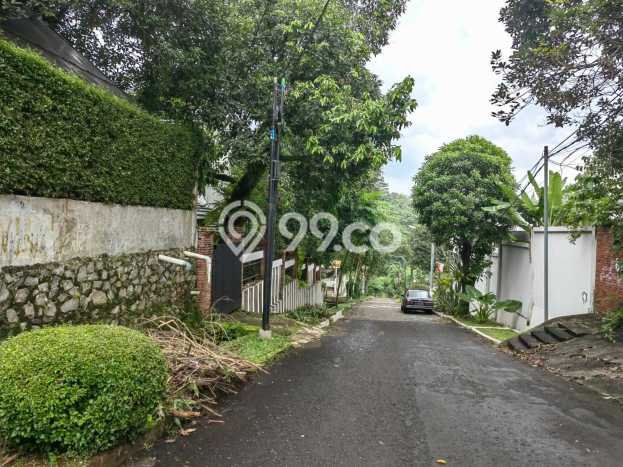 Dijual Rumah Luas Elegan Dengan View Eksklusif di Cinere, Jakarta Selatan Dijual Rumah Luas Elegan Dengan View Eksklusif di Cinere, Jakarta Selatan