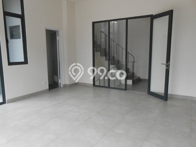Ruko disewakan lokasi strategis BSD Tangerang Selatan 144m2 Ruko disewakan lokasi strategis BSD Tangerang Selatan 144m2