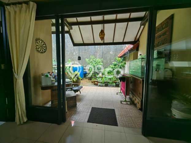 Dijual Rumah Luas Elegan Dengan View Eksklusif di Cinere, Jakarta Selatan Dijual Rumah Luas Elegan Dengan View Eksklusif di Cinere, Jakarta Selatan