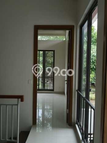 Ready to Use! Luxury House LT 200m2 Desain Modern di BSD De Park Ready to Use! Luxury House LT 200m2 Desain Modern di BSD De Park