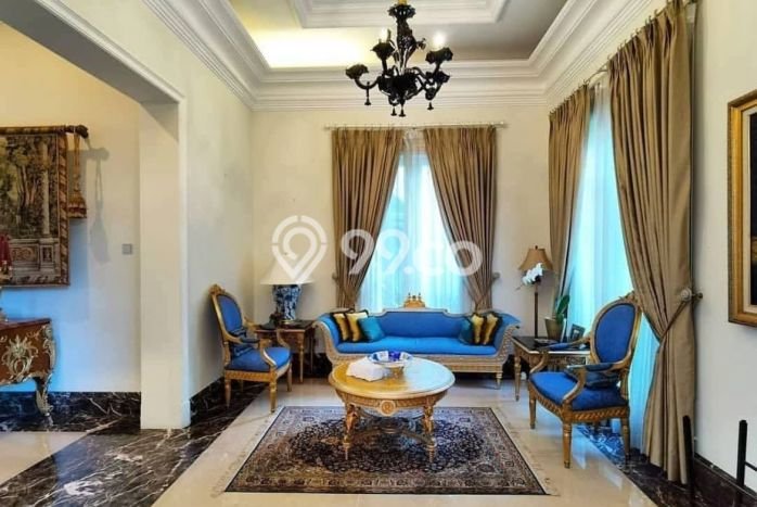 Hunian Mewah Siap Huni LT 656m2 di Kebayoran Baru, Jakarta Selatan Hunian Mewah Siap Huni LT 656m2 di Kebayoran Baru, Jakarta Selatan