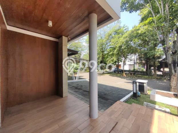 Ready to Use! Luxury House LT 200m2 Desain Modern di BSD De Park Ready to Use! Luxury House LT 200m2 Desain Modern di BSD De Park